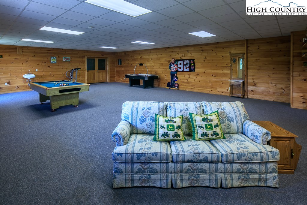 2306 Buck Mountain Road Purlear, NC 28665 - Photo 37 of 49