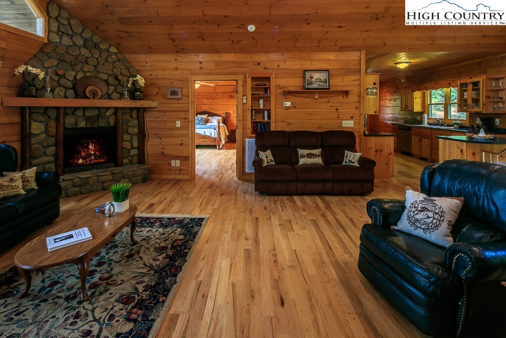 2306 Buck Mountain Road Purlear, NC 28665 - Photo 7 of 49