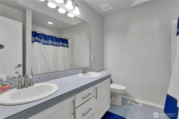 $935,000 | 12478 Southeast 301st Place, Auburn, WA 98092