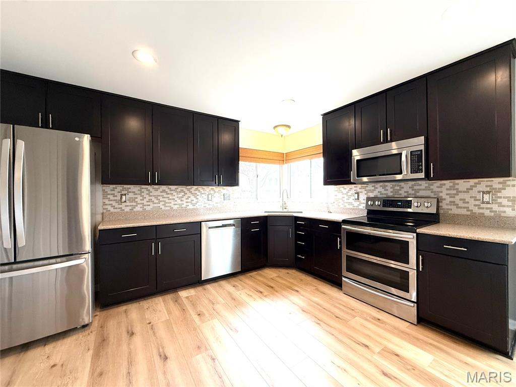 1010 Hawthorne Place O'Fallon, IL 62269 - Photo 14 of 80