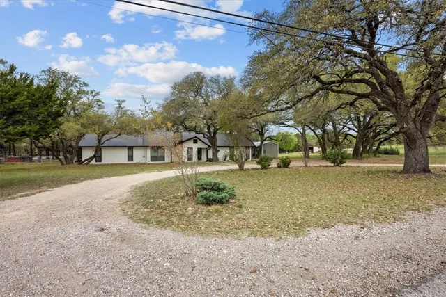 $379,900 | 207 Quarter Horse Road, Whitney, TX 76692