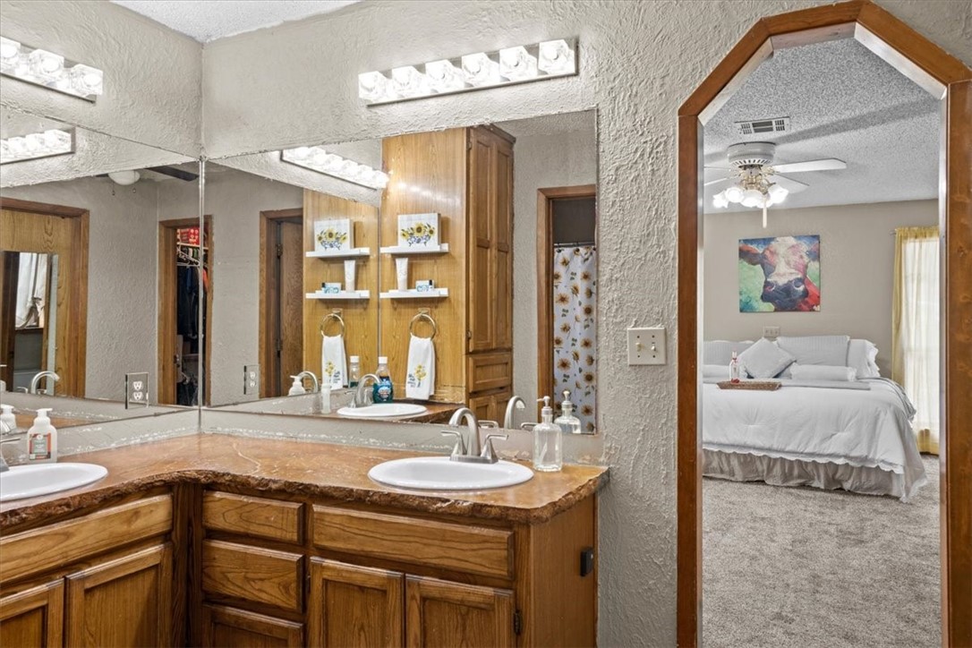 207 Quarter Horse Road Whitney, TX 76692 - Photo 21 of 40