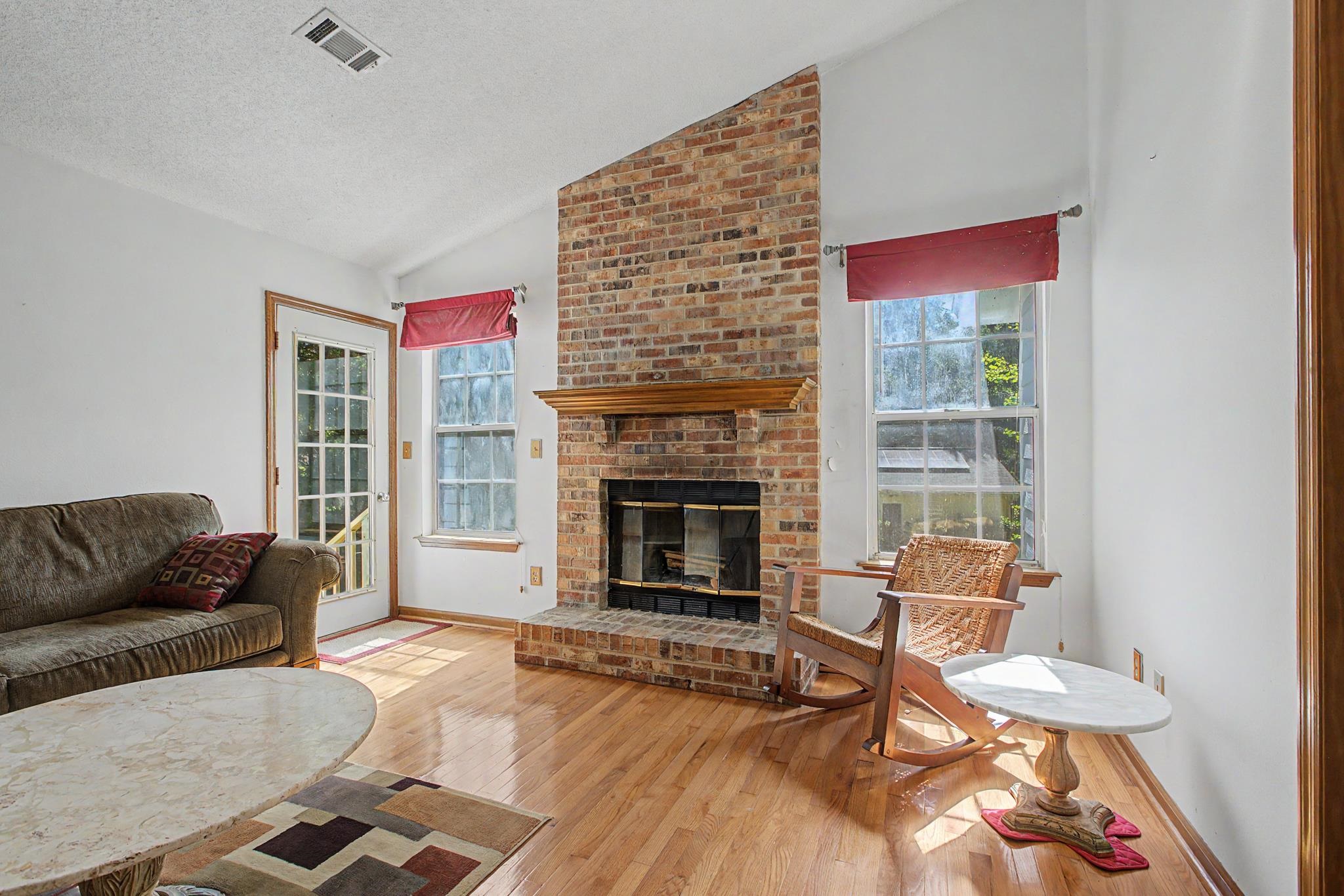 8253 Hunters Ridge Trail Tallahassee, FL 32312 - Photo 11 of 42 Gallery Image 11
