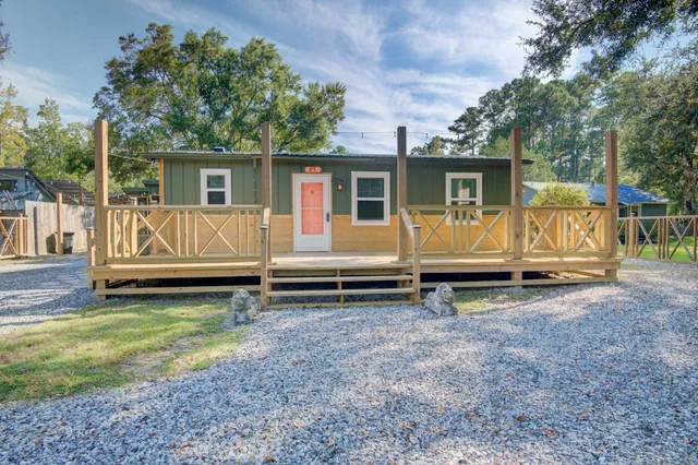 $308,000 | 85 Our Street, Vernon, FL 32462