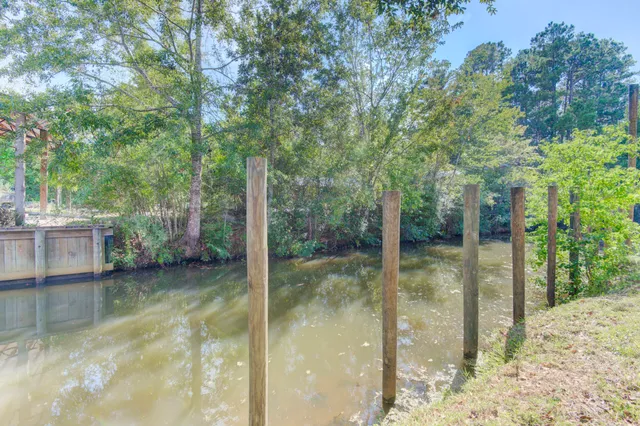 $308,000 | 85 Our Street, Vernon, FL 32462