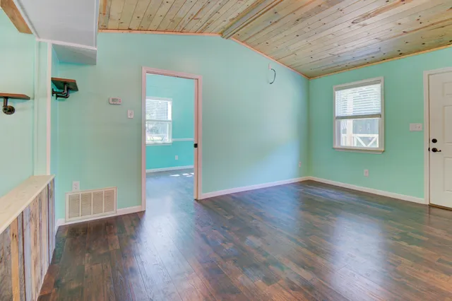 $308,000 | 85 Our Street, Vernon, FL 32462