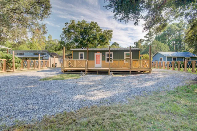 $308,000 | 85 Our Street, Vernon, FL 32462