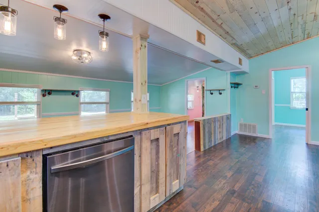 $308,000 | 85 Our Street, Vernon, FL 32462