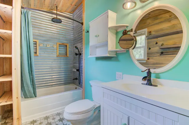 $308,000 | 85 Our Street, Vernon, FL 32462