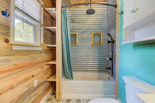 $308,000 | 85 Our Street, Vernon, FL 32462