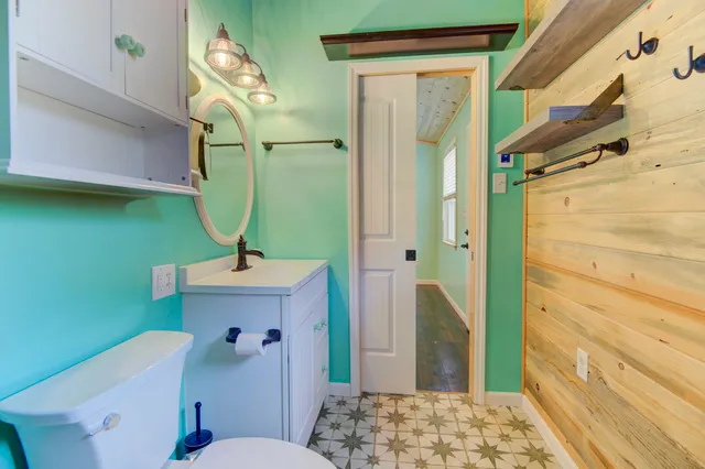 $308,000 | 85 Our Street, Vernon, FL 32462