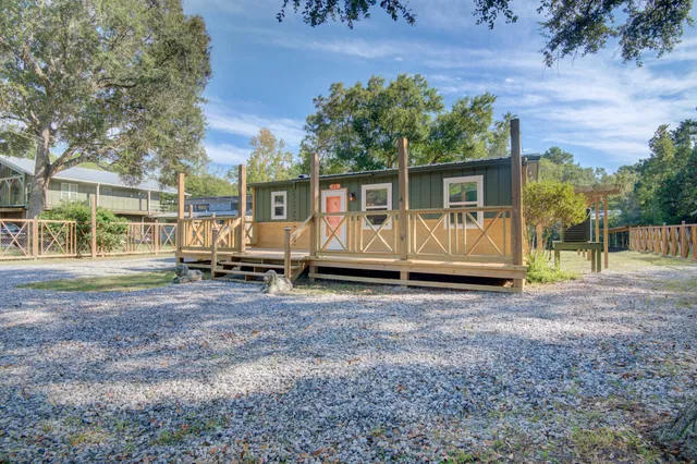 $308,000 | 85 Our Street, Vernon, FL 32462