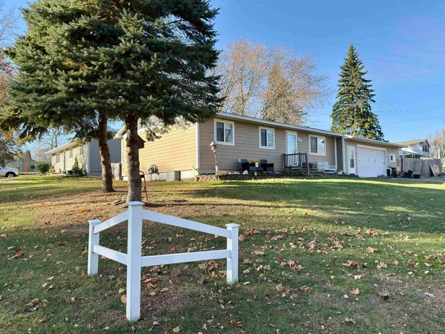 $249,980 | 163 North Kossuth Street, Berlin, WI 54923