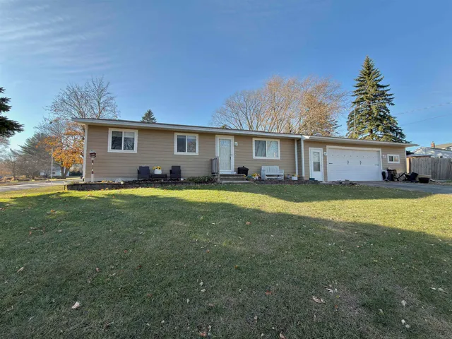 $249,980 | 163 North Kossuth Street, Berlin, WI 54923