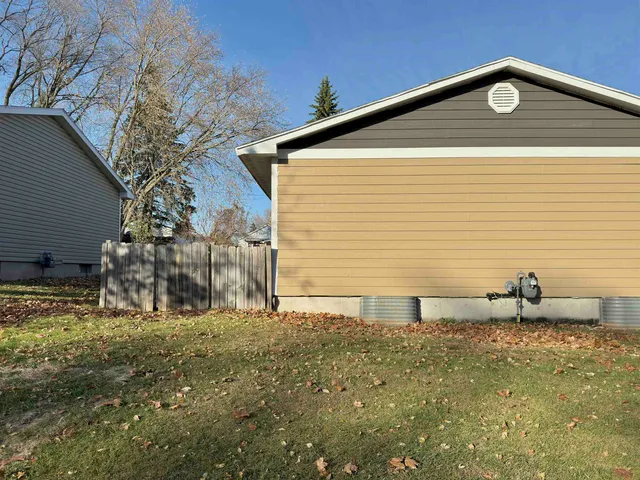 $249,980 | 163 North Kossuth Street, Berlin, WI 54923