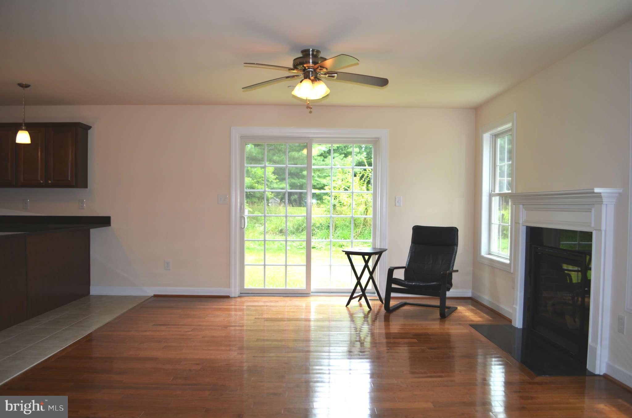91 Hillside Road Baltimore, MD 21228 - Photo 13 of 30 Dining Room