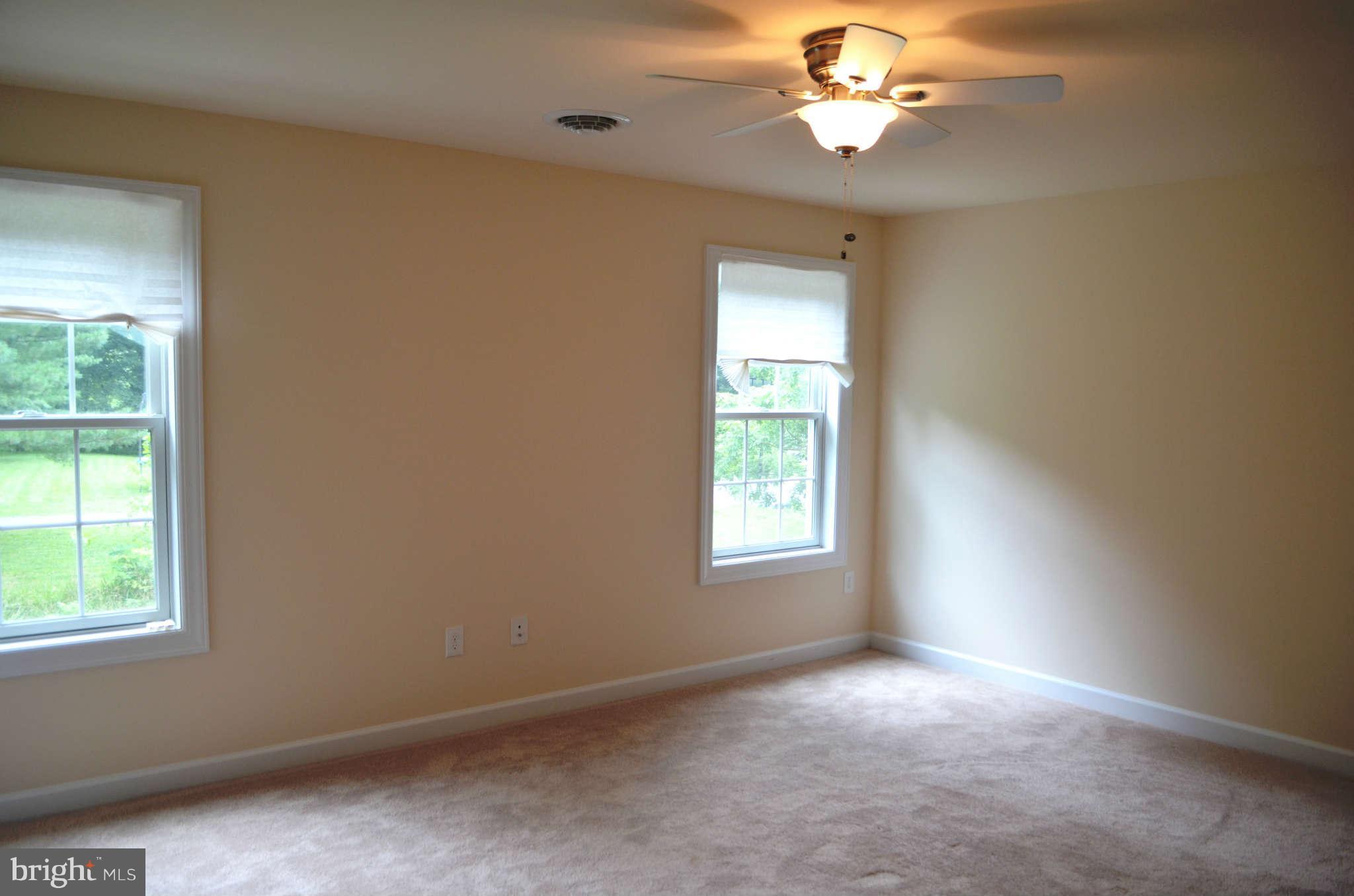 91 Hillside Road Baltimore, MD 21228 - Photo 18 of 30 Bedroom Master