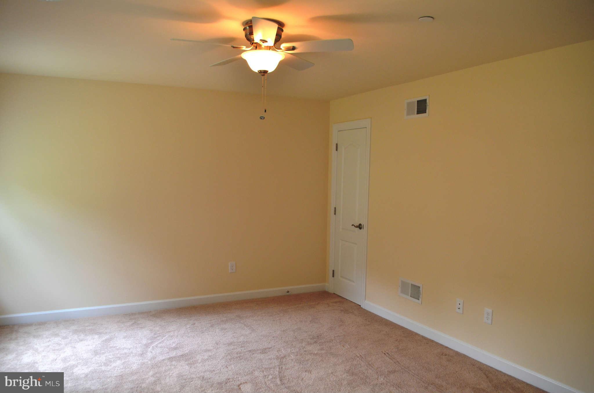 91 Hillside Road Baltimore, MD 21228 - Photo 19 of 30 Bedroom Master