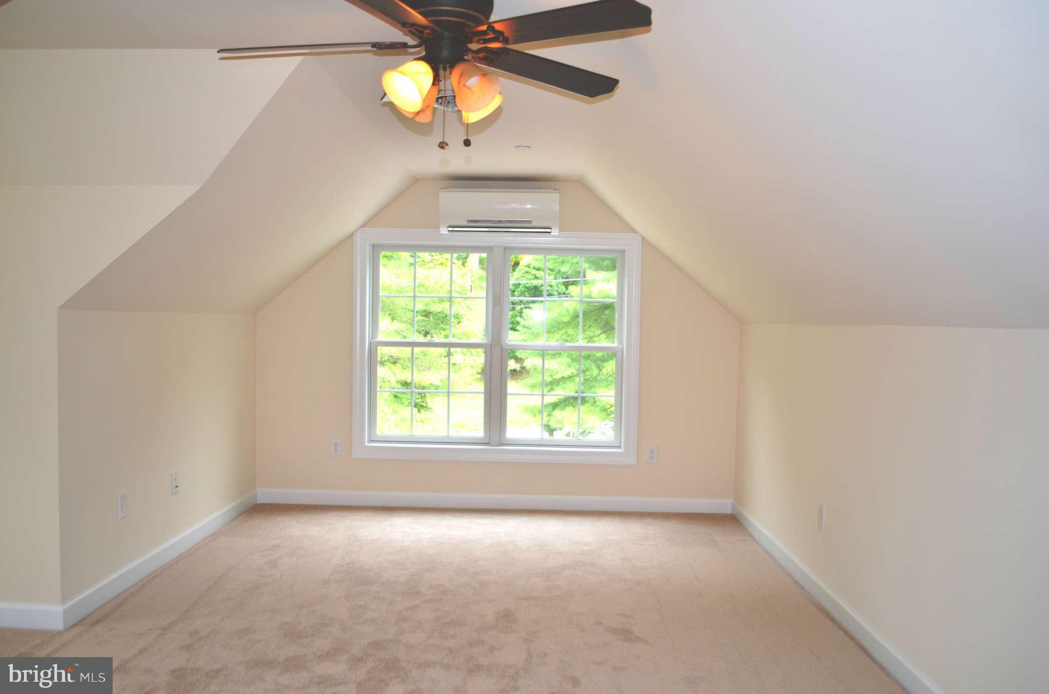 91 Hillside Road Baltimore, MD 21228 - Photo 24 of 30 Bedroom