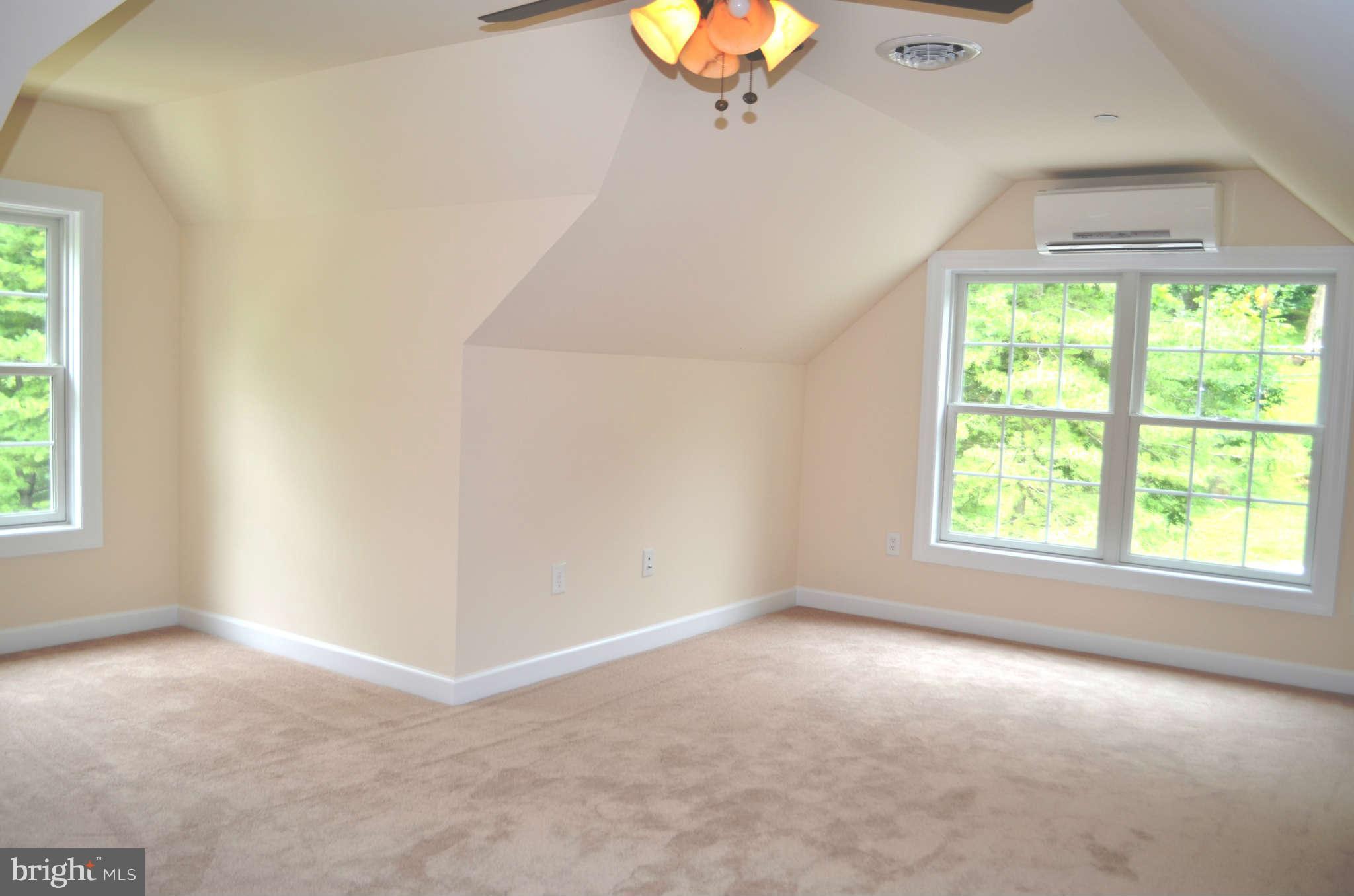 91 Hillside Road Baltimore, MD 21228 - Photo 25 of 30 Bedroom