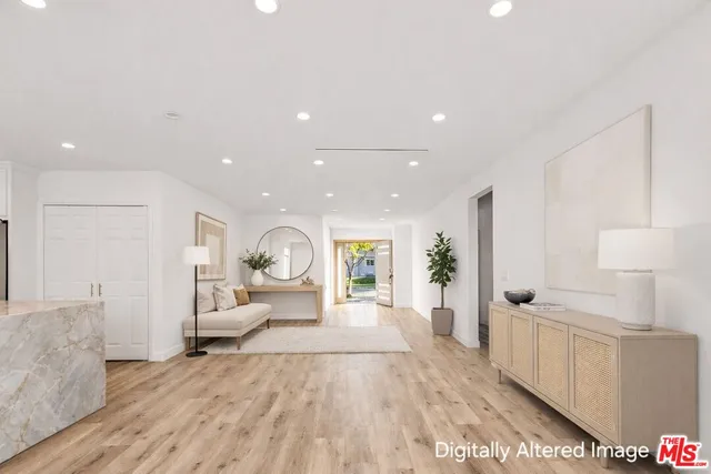 $7,950 | 16835 Halper Street, Encino, CA 91436