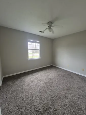 $1,400 | 140 New Gritton Avenue, Oak Grove, KY 42262
