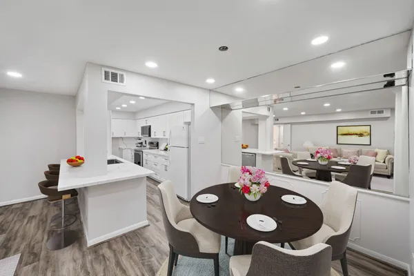 $1,850 | 357 North Post Oak Lane, Unit 101, Houston, TX 77024