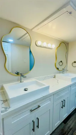 $1,850 | 357 North Post Oak Lane, Unit 101, Houston, TX 77024