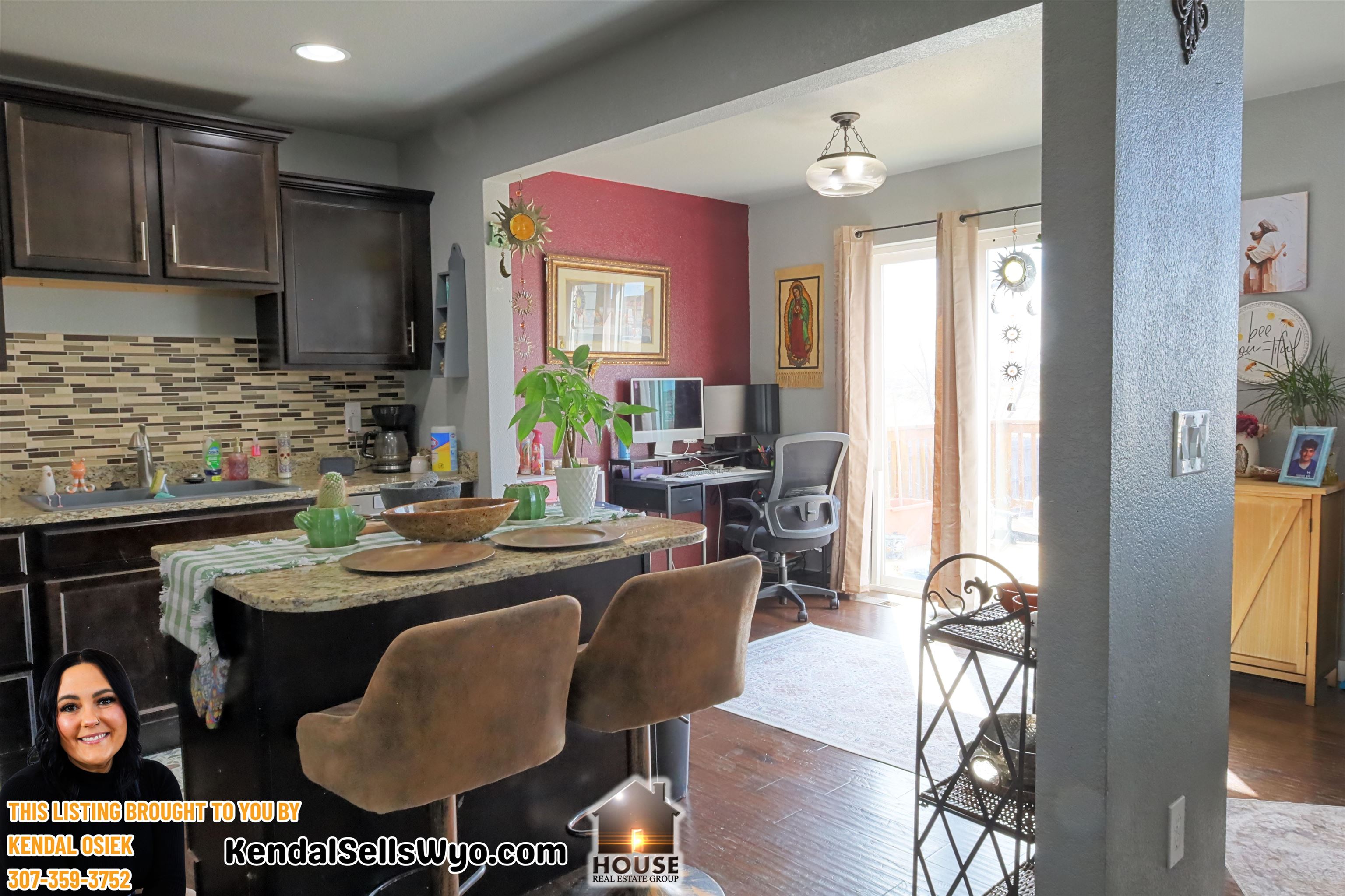 835 Flicker Street Douglas, WY 82633 - Photo 4 of 16