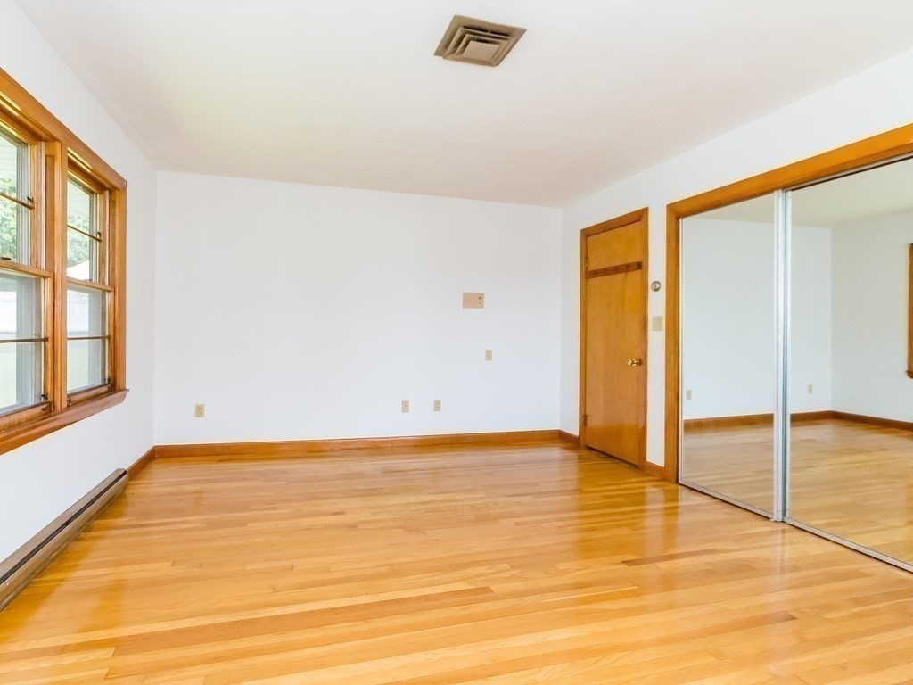 16 Bradley Road Danvers, MA 01923 - Photo 14 of 32 Gallery Image 14