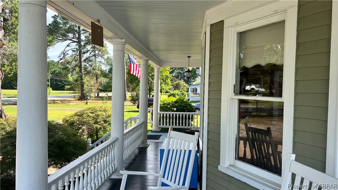 152 Main Street Reedville, VA 22539 - Photo 7 of 46