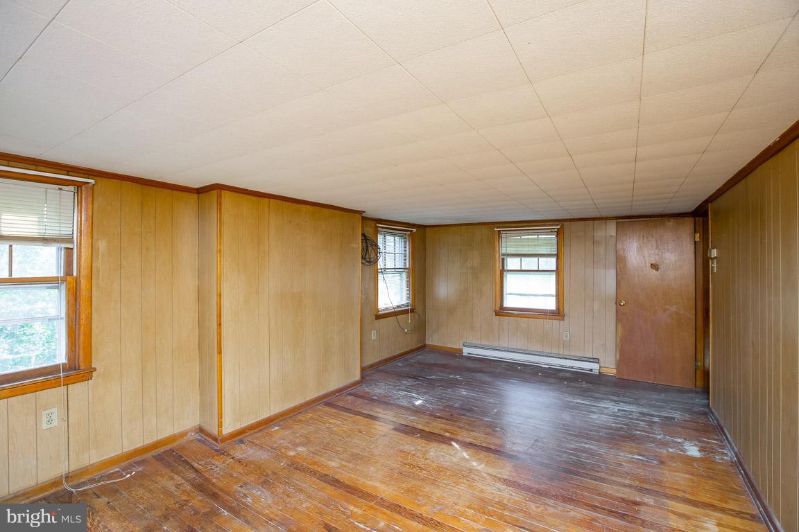 15854 St Anthony Road Thurmont, MD 21788 - Photo 22 of 27 Bedroom