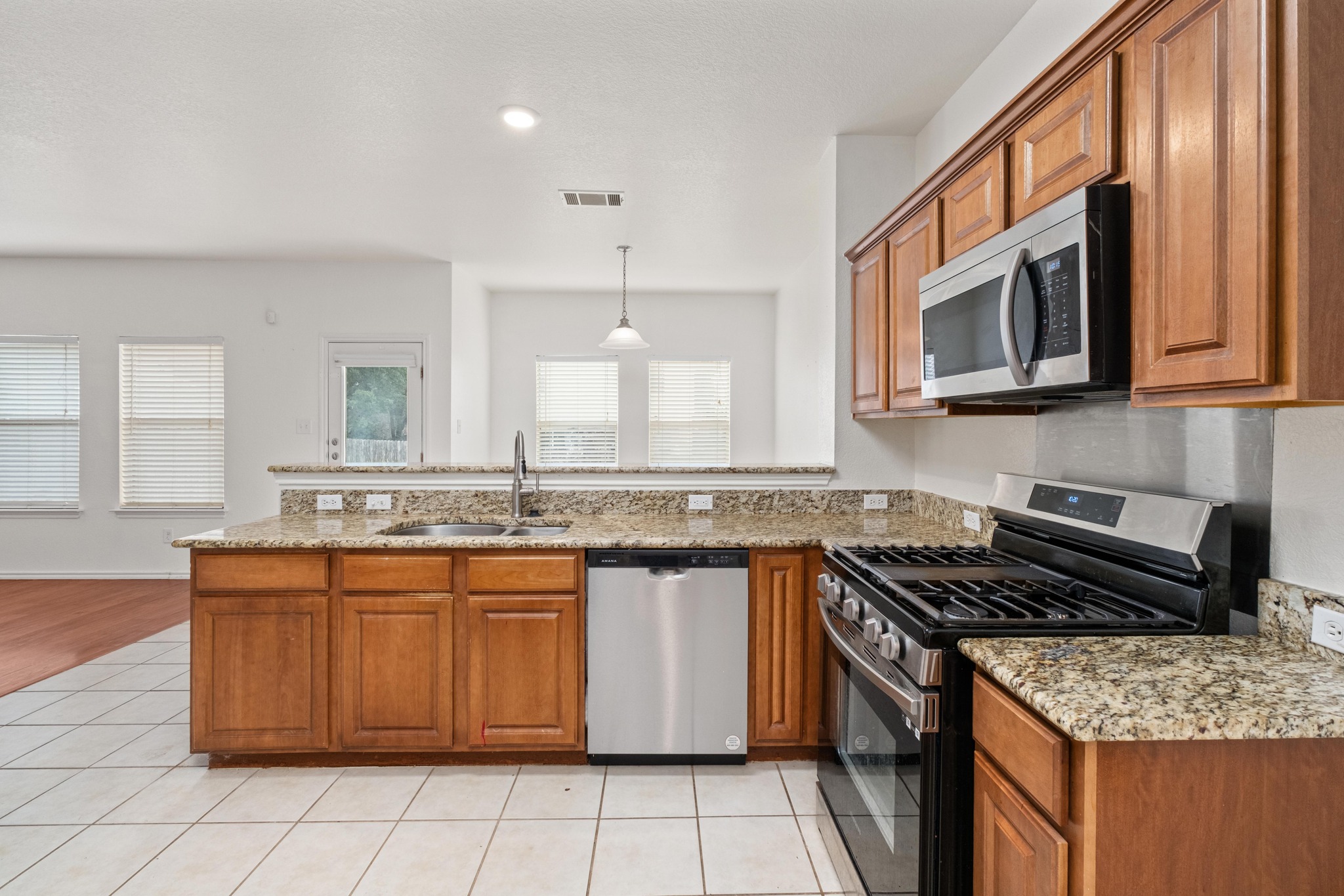 2402 Caprock Place Georgetown, TX 78626 - Photo 6 of 26