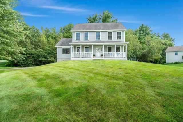 $600,000 | 27 Brushwood Drive, Concord, NH 03301