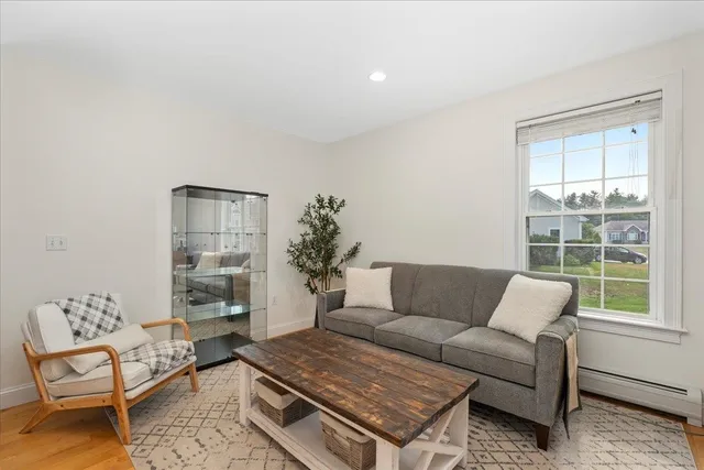 $600,000 | 27 Brushwood Drive, Concord, NH 03301