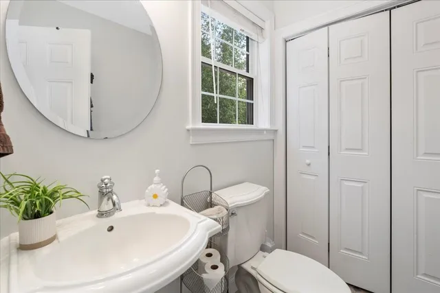 $600,000 | 27 Brushwood Drive, Concord, NH 03301