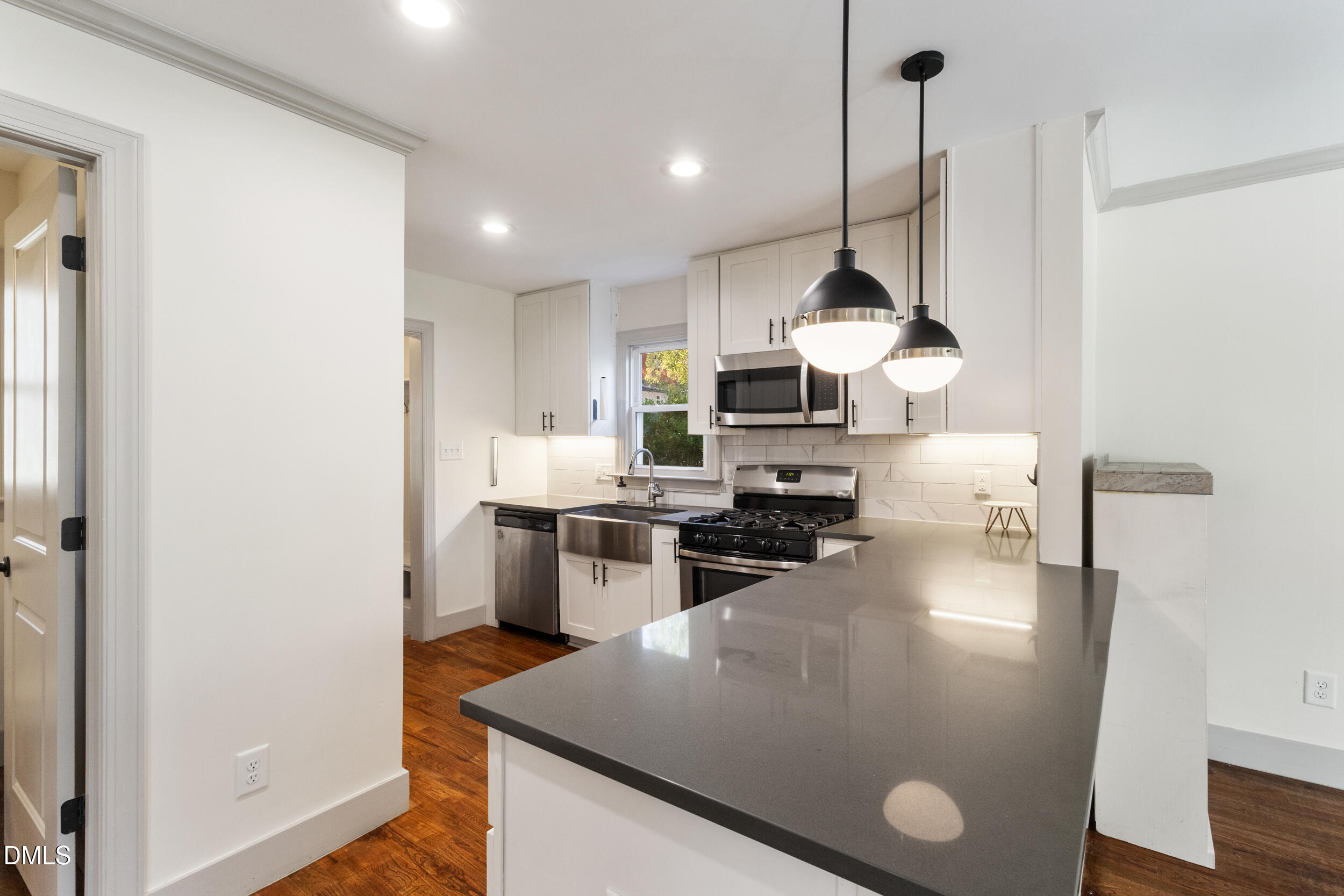 200 Lincoln Court Raleigh, NC 27610 - Photo 11 of 45 7_img_7832