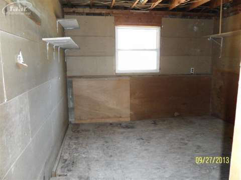 13890 Amman Road Chesaning, MI 48616 - Photo 14 of 15 20358151-16.JPG