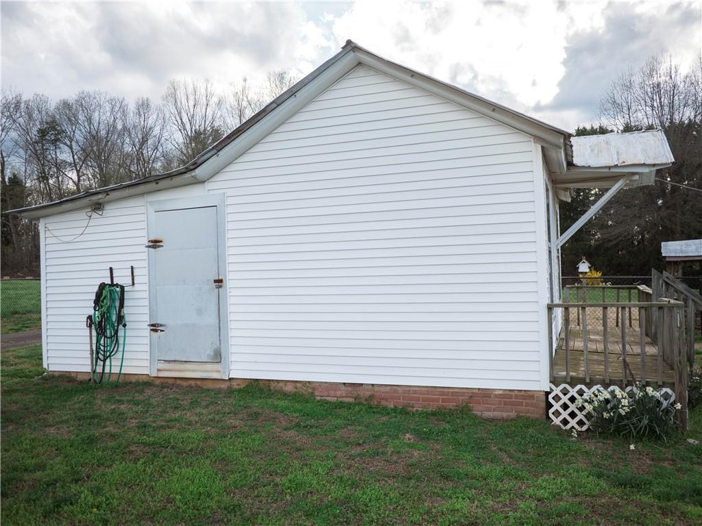2673 Community Road Claremont, NC 28610 - Photo 23 of 30 Gallery Image 23