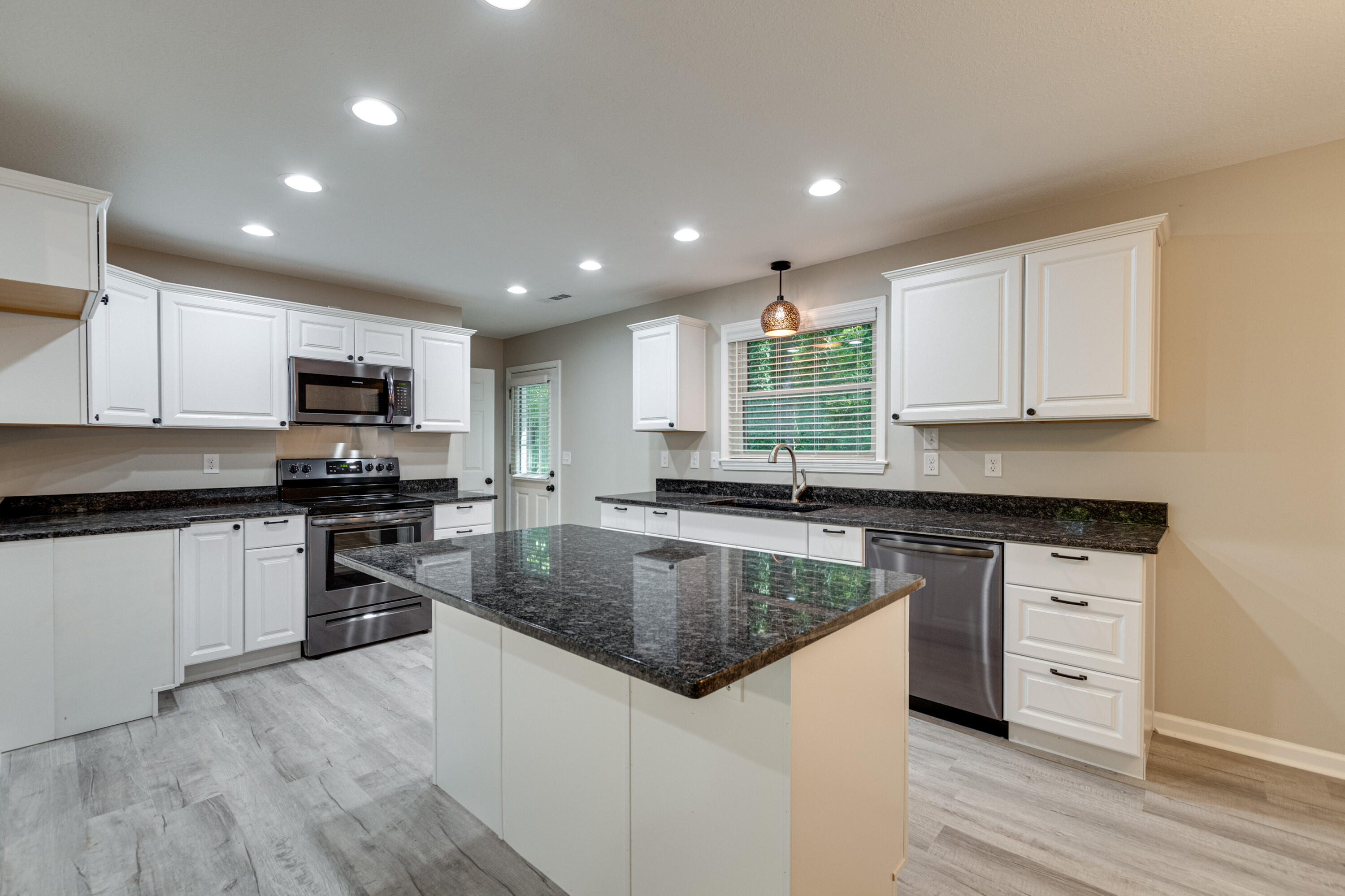 2813 Three Notch Road Ringgold, GA 30736 - Photo 8 of 41 2813 Three Notch Rd-8