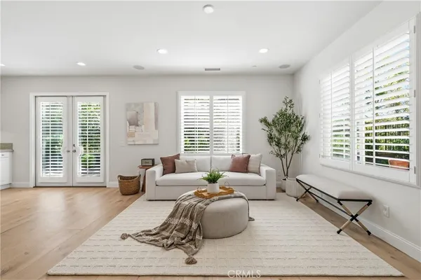 $2,188,888 | 68 PATHSTONE, Irvine, CA 92603