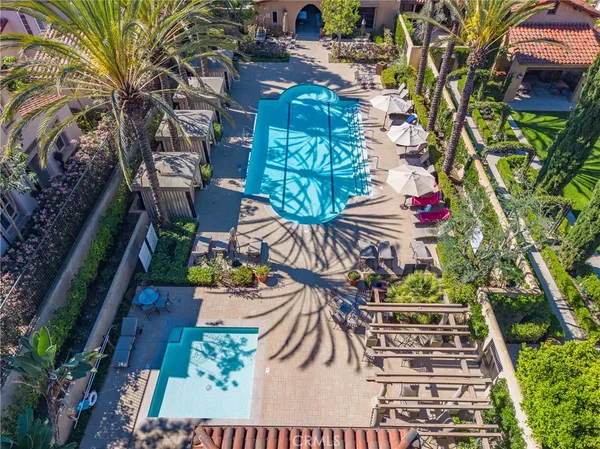 $2,188,888 | 68 PATHSTONE, Irvine, CA 92603