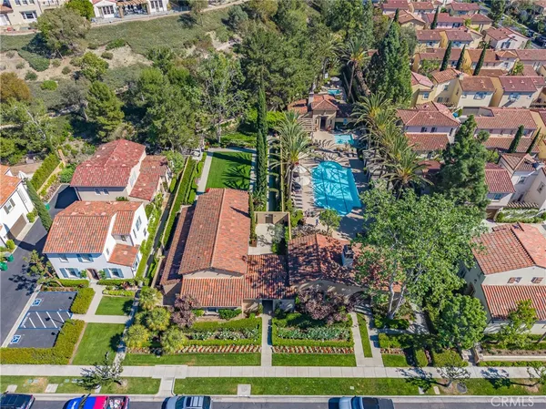 $2,188,888 | 68 PATHSTONE, Irvine, CA 92603