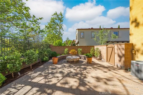 $2,188,888 | 68 PATHSTONE, Irvine, CA 92603