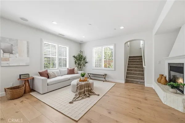 $2,188,888 | 68 PATHSTONE, Irvine, CA 92603