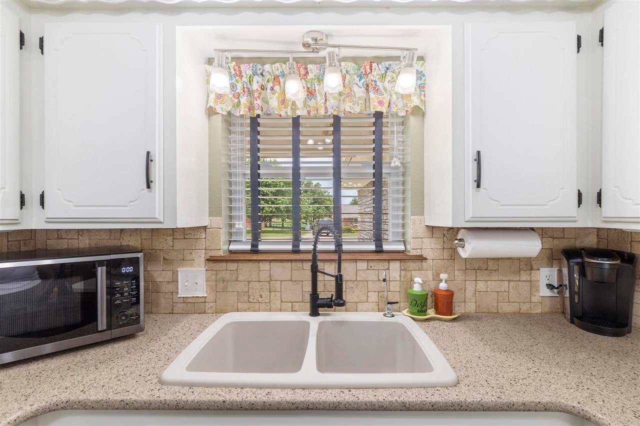 1913 Ridgecrest Perry, OK 73077 - Photo 15 of 50 Gallery Image 15