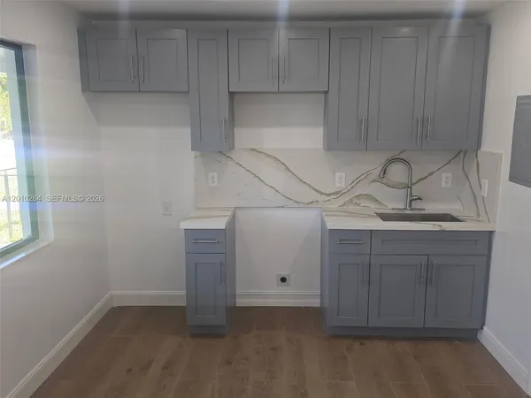 $2,100 | 3300 Southeast 6th Street, Unit 2, Pompano Beach, FL 33062
