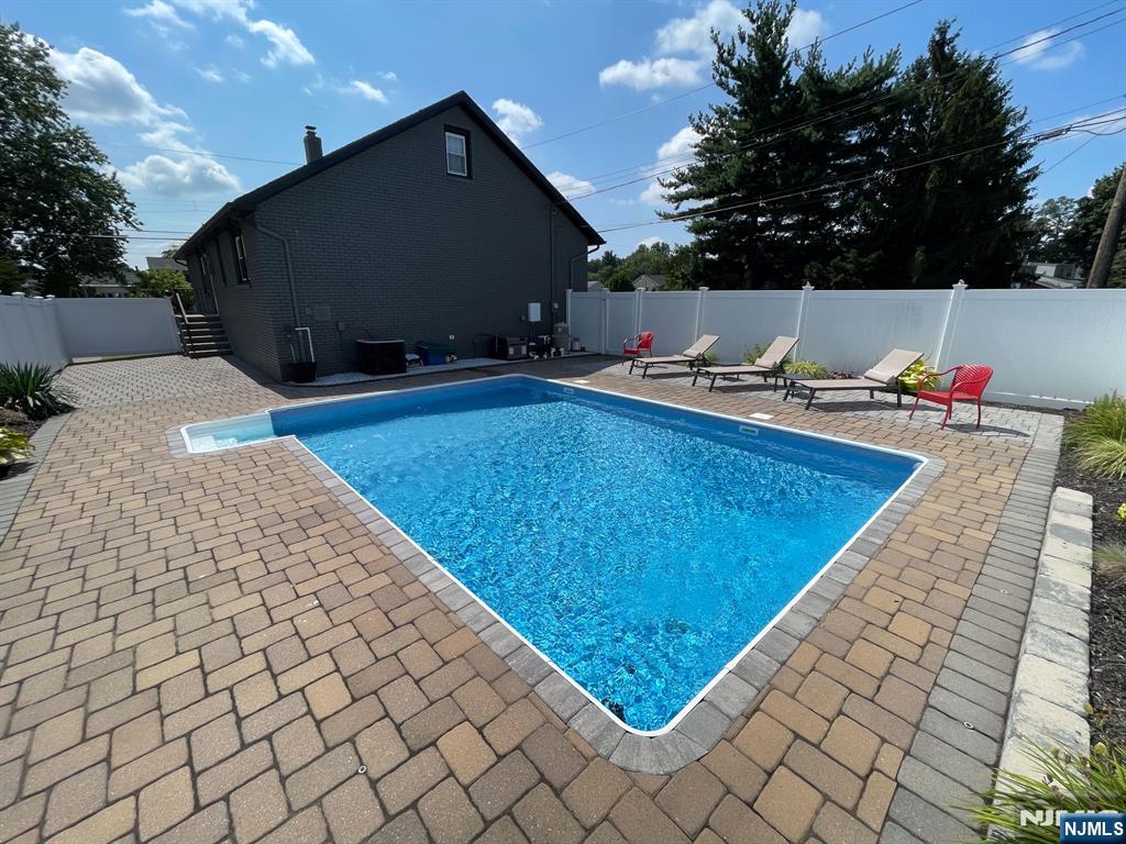 5 Hillside Terrace East Rutherford, NJ 07073 - Photo 17 of 17 Gallery Image 17