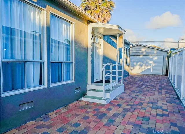 a view of front door