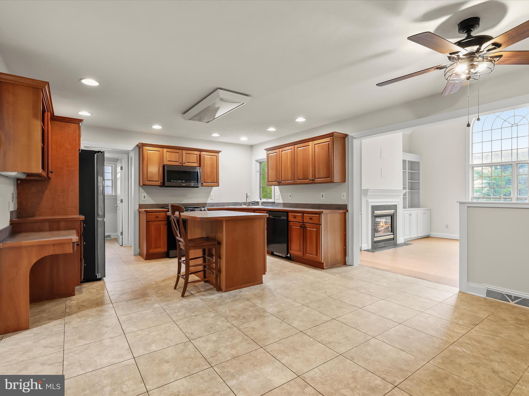 1020 Woodridge Road Red Lion, PA 17356 - Photo 11 of 43 Eat-in Kitchen